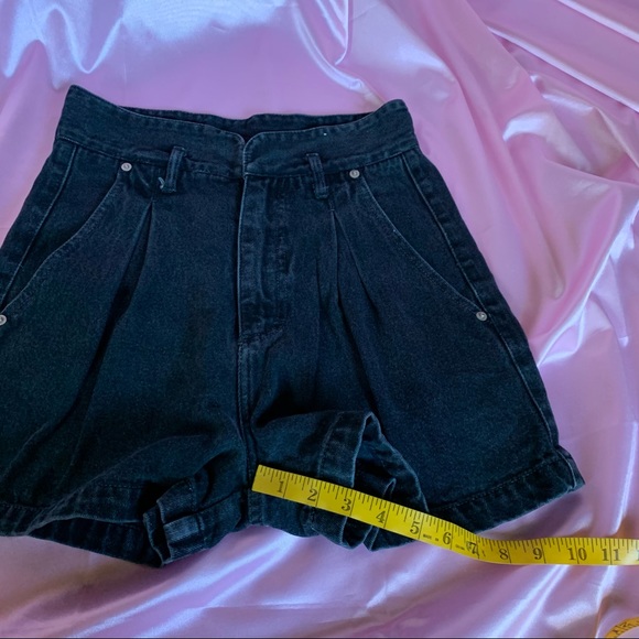 ❌SOLD❌Vintage 90s high waisted denim jean shorts size s - Picture 9 of 10